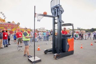 I ještěrky hrají basketbal. Nevěříte? Přesvědčte se!