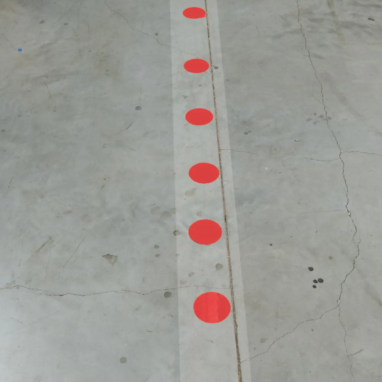 Červené podlahové bodové značení – XP 150
