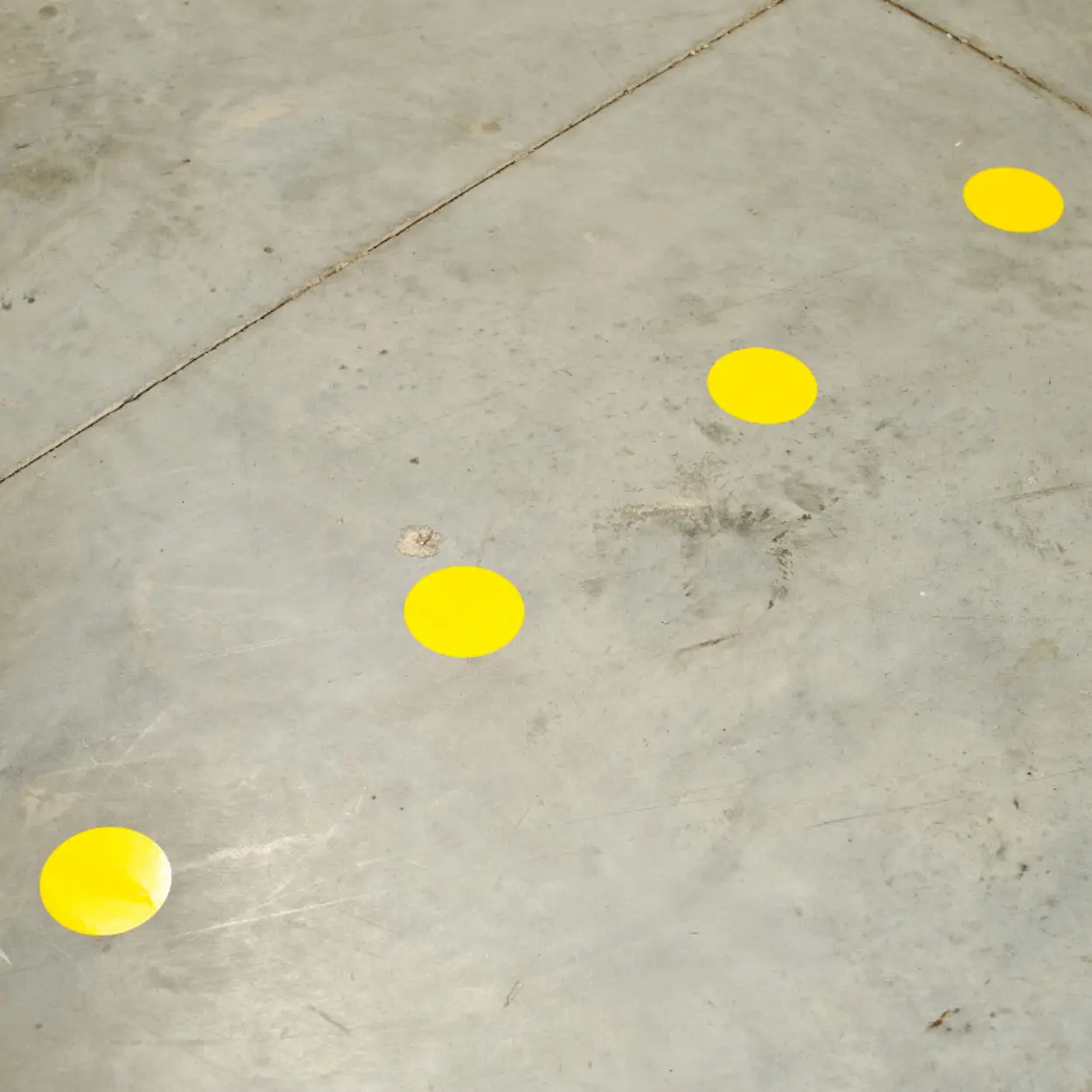 Žluté podlahové bodové značení – XP 150