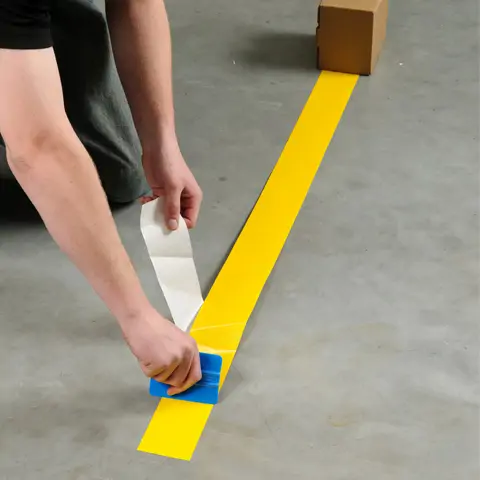 Žlutá extrémně odolná páska, 10 cm × 30 m – XP 150